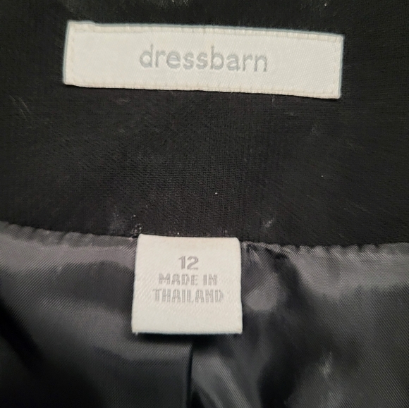 Dress Barn Black Suit Classic Style with Skirt - Size 12 - Picture 5 of 7